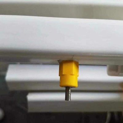 Πλαστικός σωλήνας νερού για κοτόπουλο PVC 25 χιλιοστών τετράγωνος σωλήνας πόσιμου πουλερικών