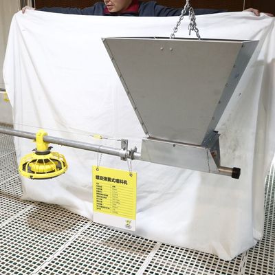 Πλαστικός εξοπλισμός πτηνοτροφικής γραμμής τροφοδοσίας πουλερικών 1 έτος Εγγύηση